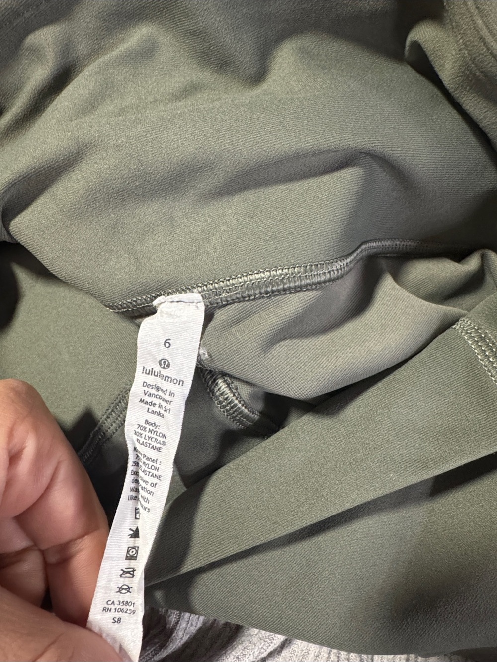 Lululemon In Focus Tight - Picture 2 of 3